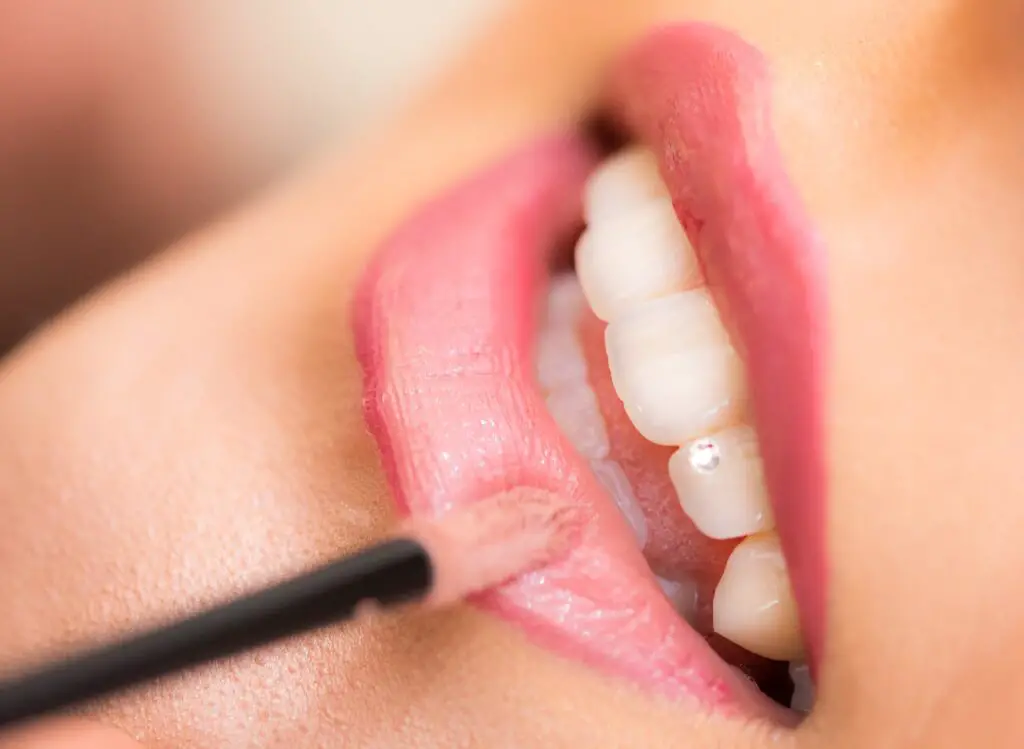 lipstick, make-up, Lip Blushing Healing Process Tips