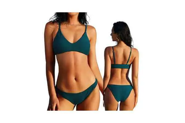 model wearing ZAFUL Solid Spaghetti Strap scoop bralette bikini top. see size chart for recommended fit.