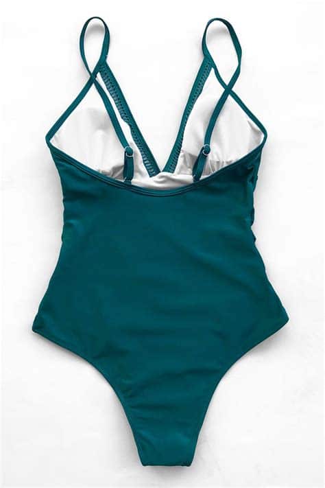 CUPSHE V-Neck Swimsuit